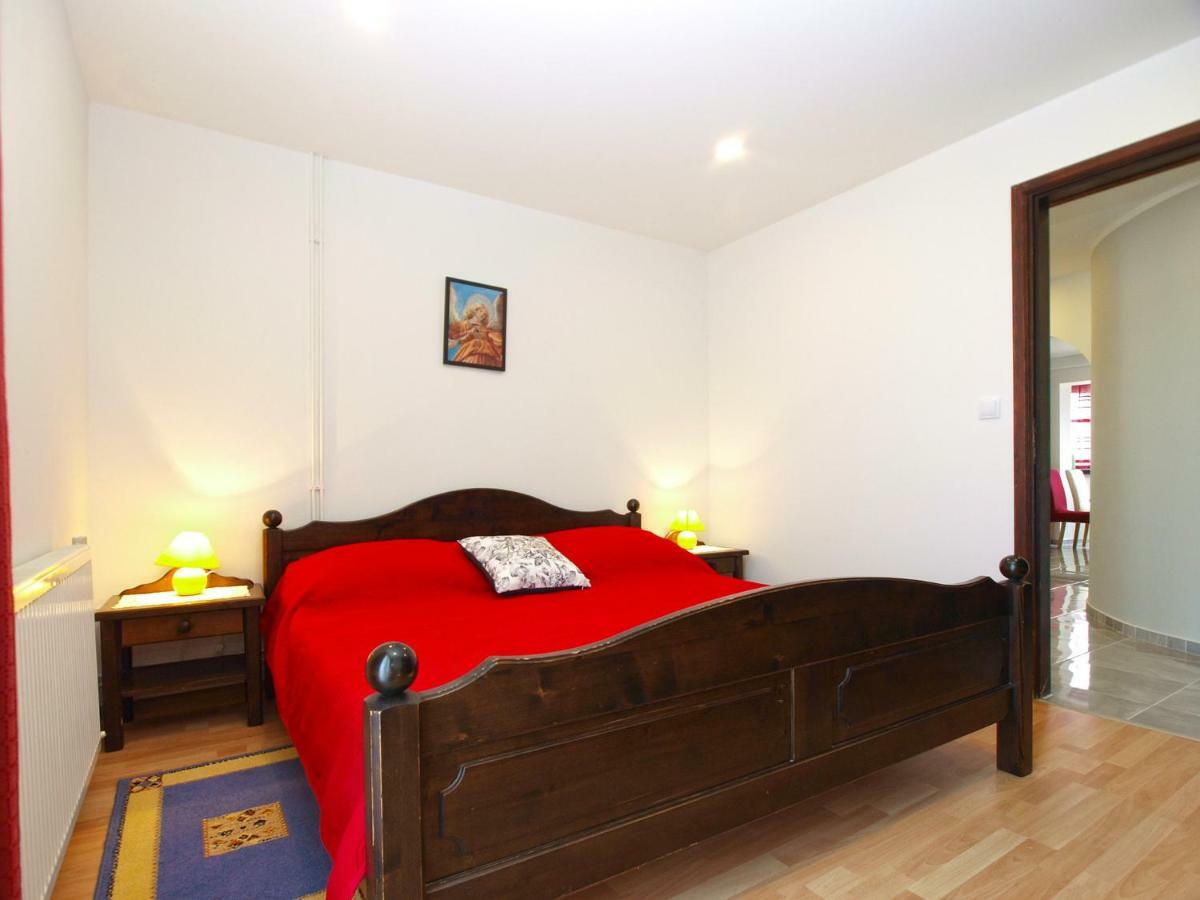 Apartments Dragica 1251 Fazana Luaran gambar